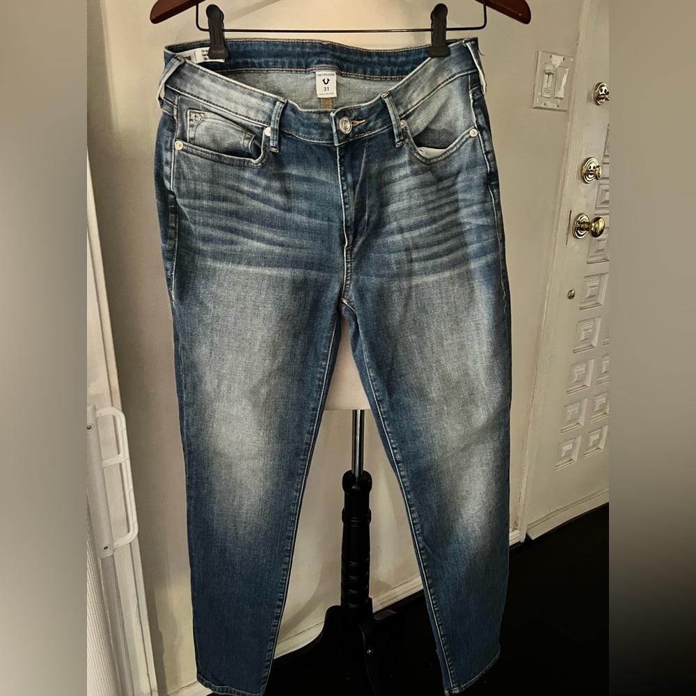 True Religion Women's Jennie Curvy Skinny Jeans, size 31. Great condition.